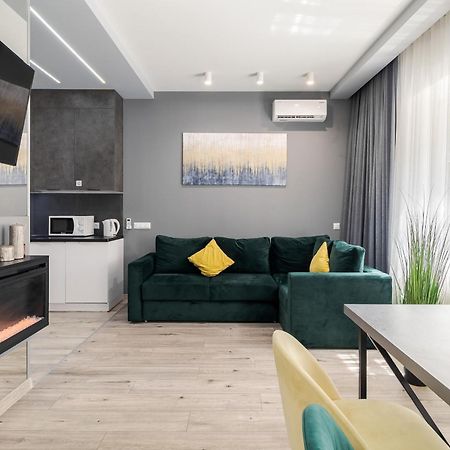 Royal Apartment On Balabana Street Лвив Екстериор снимка