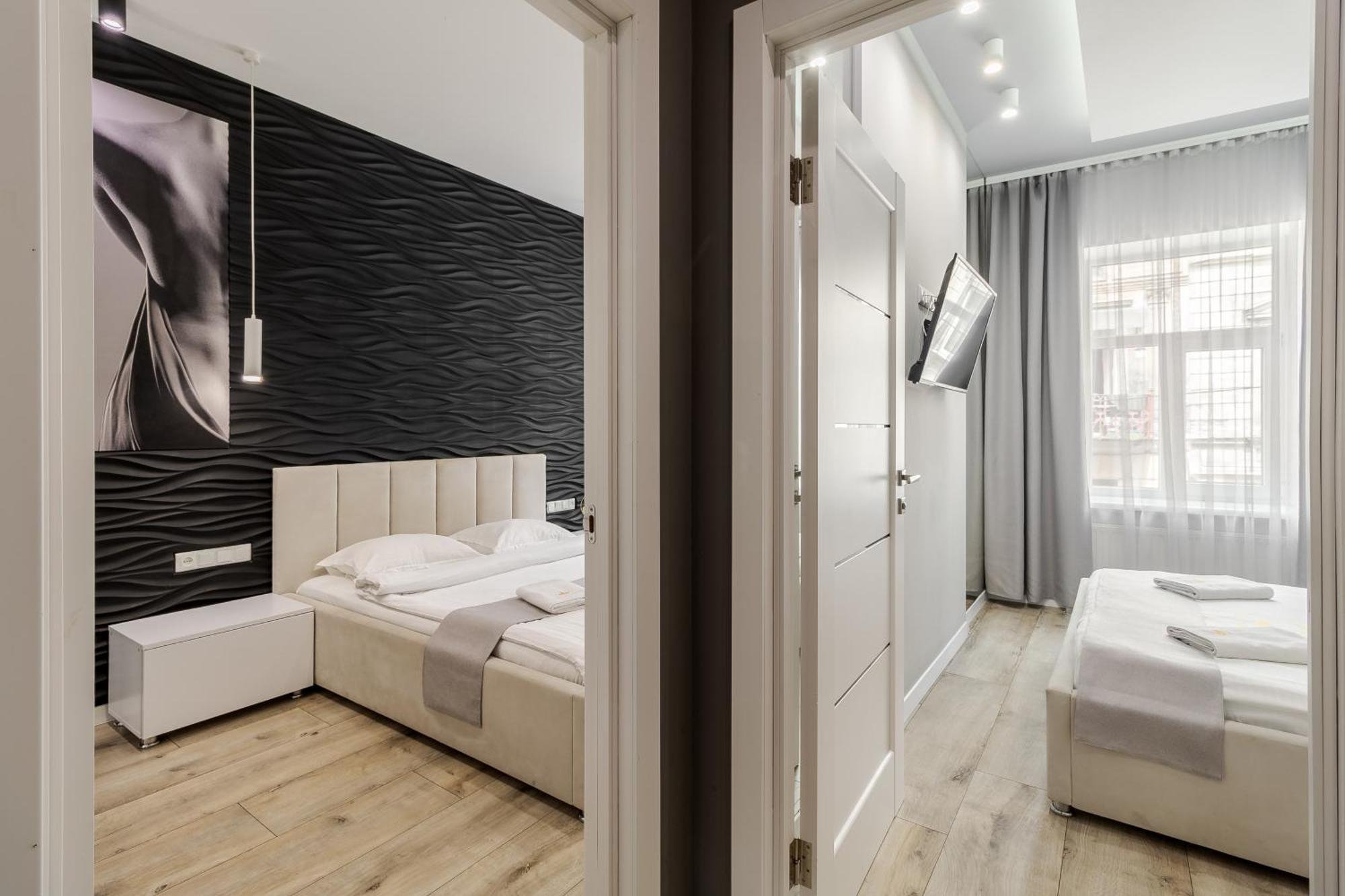 Royal Apartment On Balabana Street Лвив Екстериор снимка